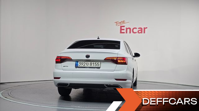Volkswagen JETTA 1.4 TSI Premium купить на сайте DeffCars