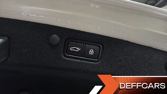 Hyundai GRANDEUR 2.5 Premium Choice купить на сайте DeffCars