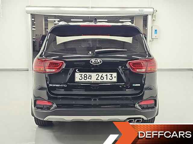 Kia SORENTO Diesel 2.2 2WD Master Special купить на сайте DeffCars