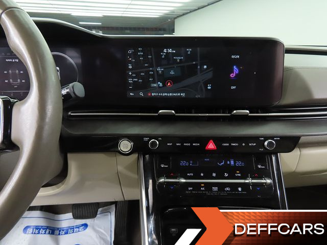 Kia CARNIVAL 9-Seater Signature купить на сайте DeffCars