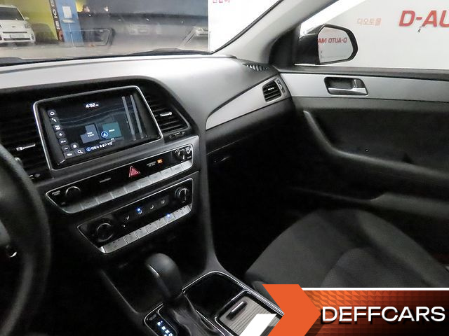 Hyundai SONATA 2.0 Style купить на сайте DeffCars
