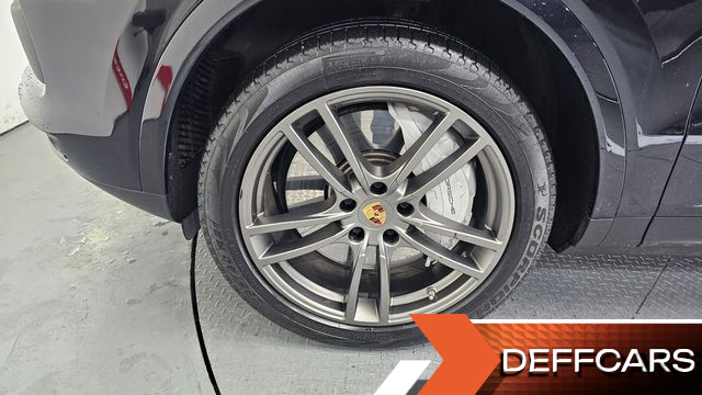 Porsche CAYENNE 3.0 купить на сайте DeffCars