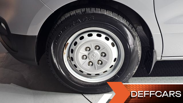 Hyundai STAREX Van 5-Seater Style купить на сайте DeffCars