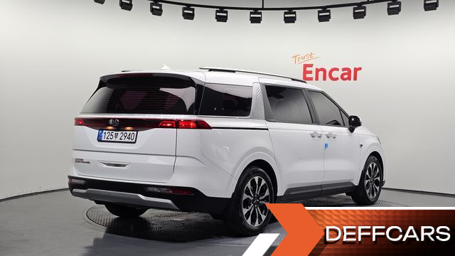 Kia CARNIVAL 9-Seater Prestige купить на сайте DeffCars