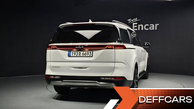 Kia CARNIVAL 9-Seater Noblesse купить на сайте DeffCars