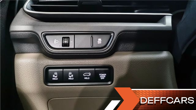 Kia CARNIVAL 9-Seater Noblesse купить на сайте DeffCars