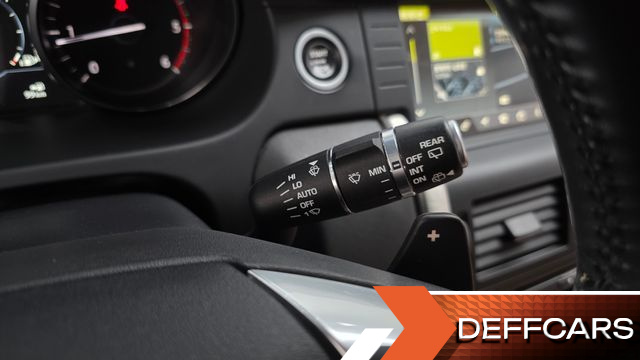 Land Rover DISCOVERY SPORT 2.0 TD4 HSE Luxury купить на сайте DeffCars