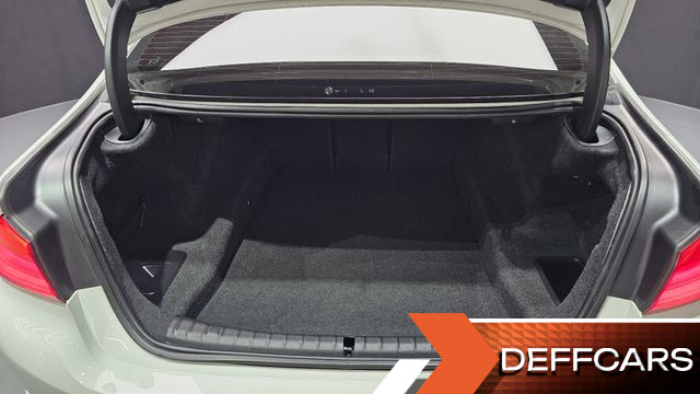 BMW 5-SERIES 530i xDrive Luxury Plus купить на сайте DeffCars
