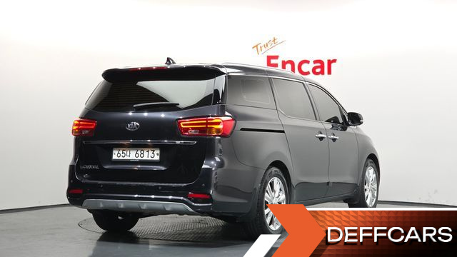 Kia CARNIVAL 9-Seater Noblesse Special купить на сайте DeffCars