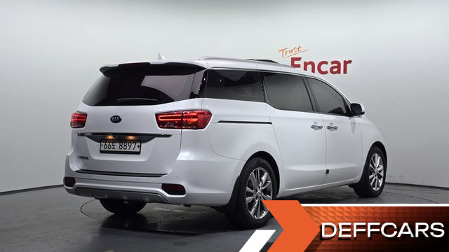 Kia CARNIVAL Gasoline 9-Seater Noblesse Special купить на сайте DeffCars