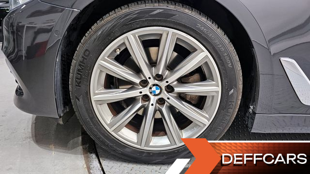 BMW 5-SERIES 520i Luxury купить на сайте DeffCars