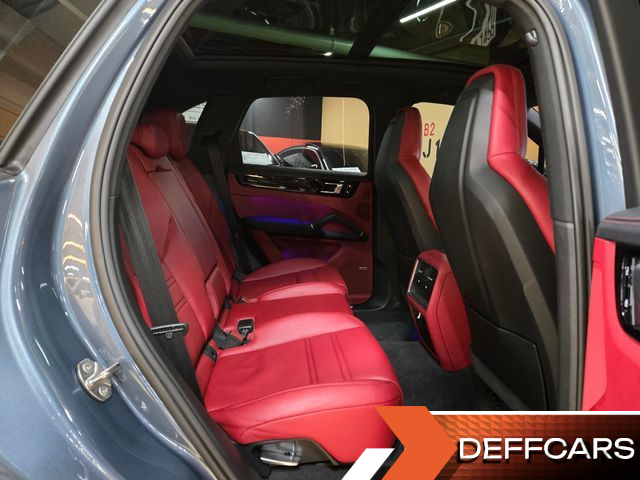 Porsche CAYENNE 3.0 E-Hybrid купить на сайте DeffCars