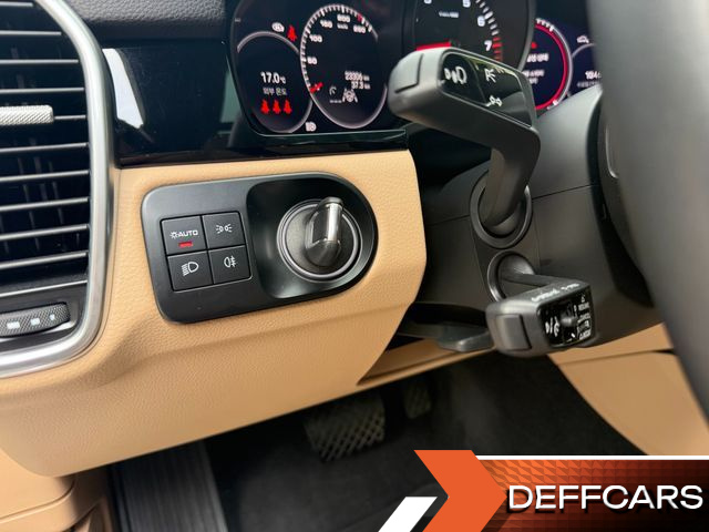Porsche CAYENNE 3.0 PLATINUM EDITION купить на сайте DeffCars