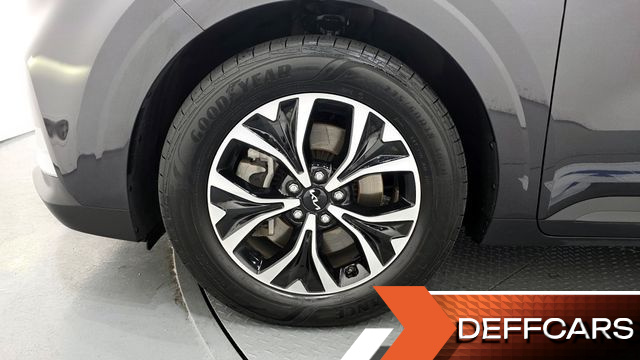 Kia CARNIVAL 9-Seater Prestige купить на сайте DeffCars
