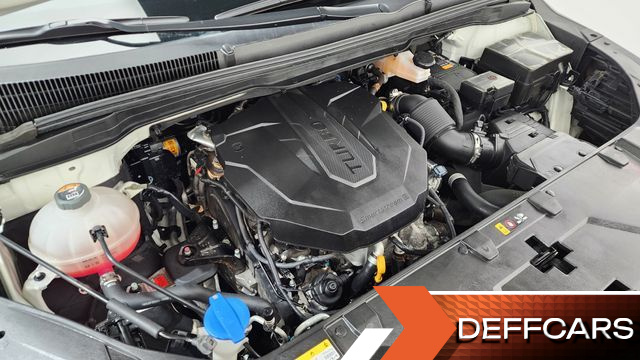 Kia CARNIVAL 9-Seater Prestige купить на сайте DeffCars