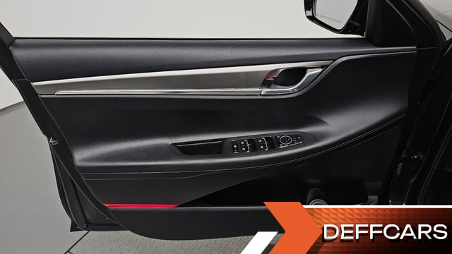 Hyundai GRANDEUR 2.5 Premium Choice купить на сайте DeffCars