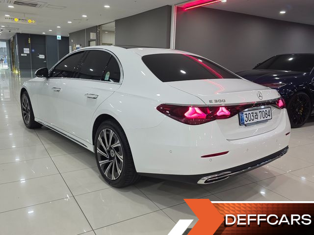 Mercedes E-CLASS E300 4MATIC Exclusive купить на сайте DeffCars