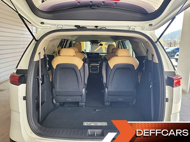 Kia CARNIVAL 9-Seater Prestige купить на сайте DeffCars