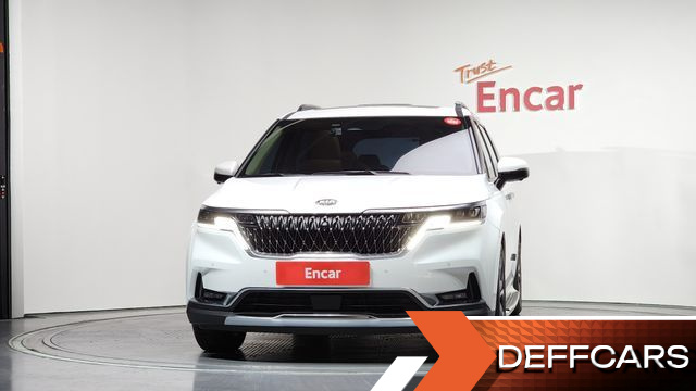 Kia CARNIVAL 9-Seater Signature купить на сайте DeffCars