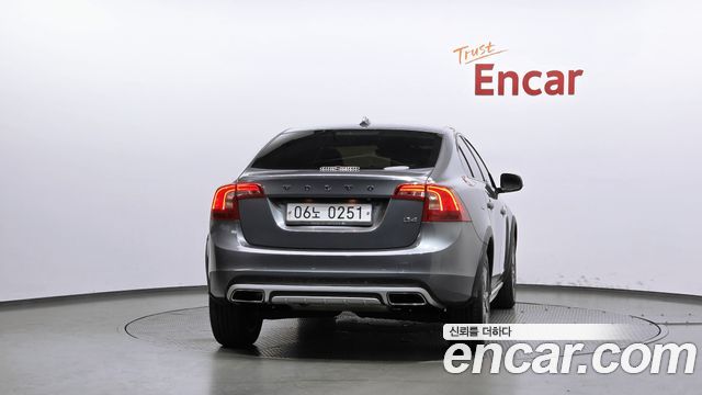Volvo S60 D4. купить на сайте DeffCars