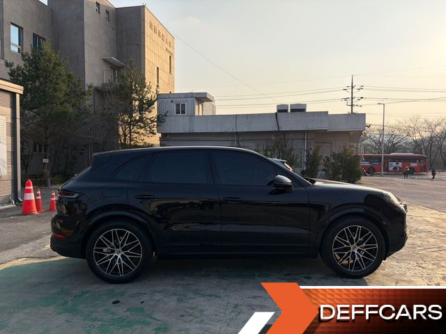 Porsche CAYENNE 3.0 купить на сайте DeffCars