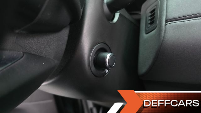 Land Rover DISCOVERY 3.0 TD6 HSE купить на сайте DeffCars
