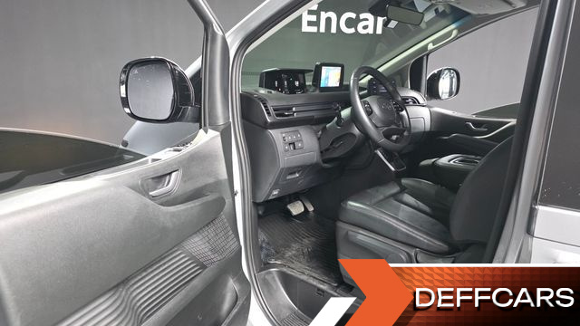 Hyundai STARIA 4WD Tourer 9-Seater Modern купить на сайте DeffCars