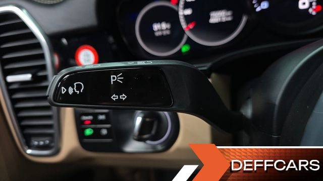 Porsche CAYENNE 3.0 купить на сайте DeffCars