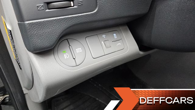 Hyundai STAREX Van 5-Seater Style купить на сайте DeffCars