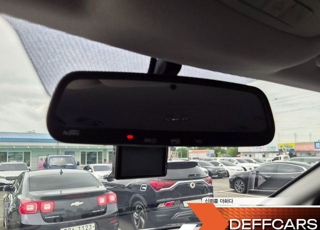 Hyundai STAREX 4WD Urban 9-Seater Premium купить на сайте DeffCars