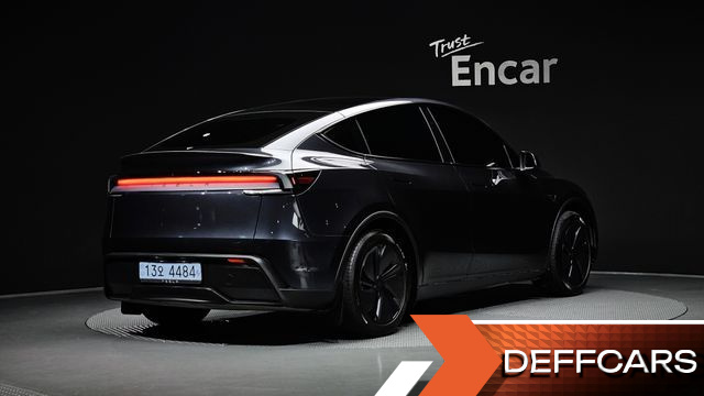 Tesla MODEL Y RWD купить на сайте DeffCars