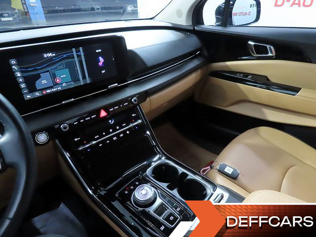 Kia CARNIVAL 7-Seater Noblesse купить на сайте DeffCars
