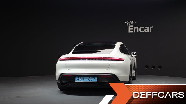 Porsche TAYCAN 4S купить на сайте DeffCars