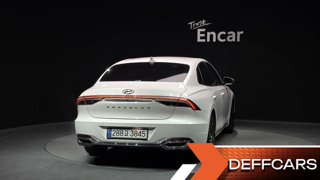Hyundai GRANDEUR Le Blanc купить на сайте DeffCars