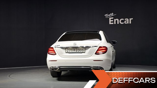 Mercedes E-CLASS E300 Avantgarde купить на сайте DeffCars