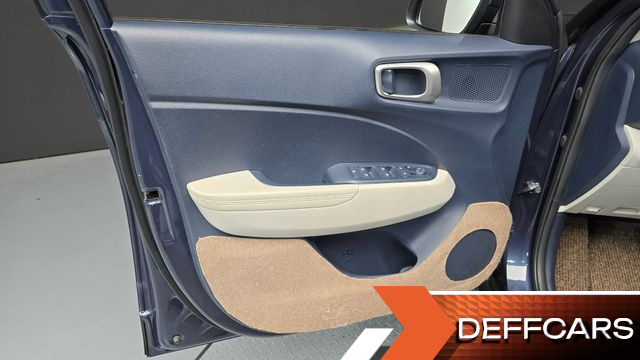 Hyundai VENUE 1.6 Flux купить на сайте DeffCars