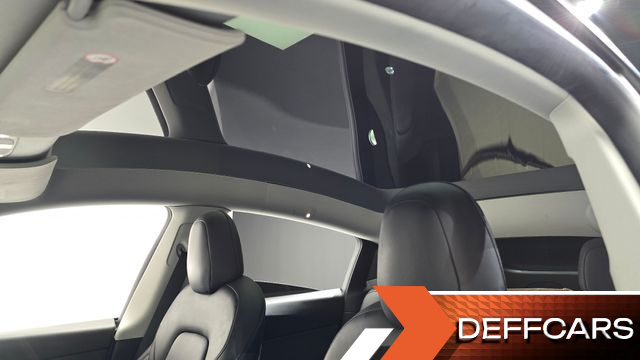 Tesla MODEL Y Standard Range RWD купить на сайте DeffCars