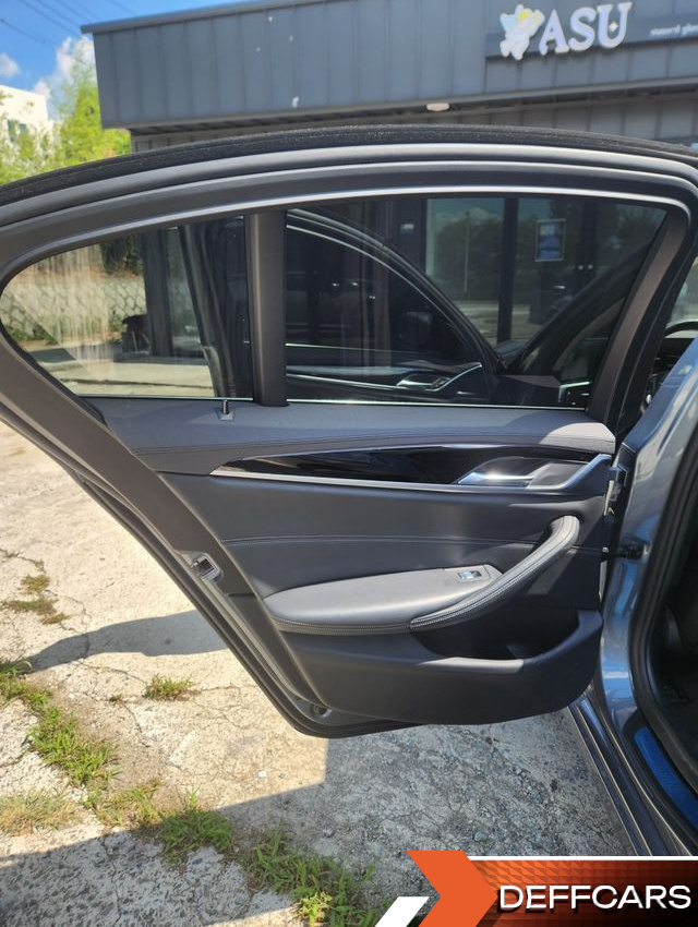 BMW 5-SERIES 530i Luxury купить на сайте DeffCars