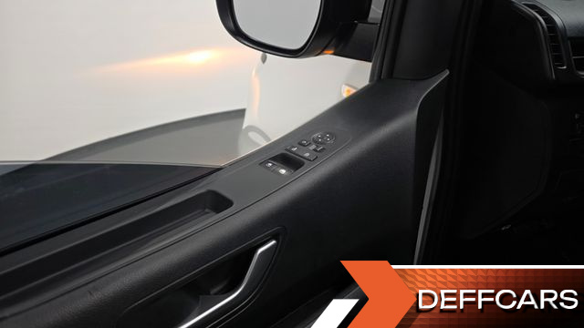 Hyundai STARIA Cargo 3-Seater Smart купить на сайте DeffCars