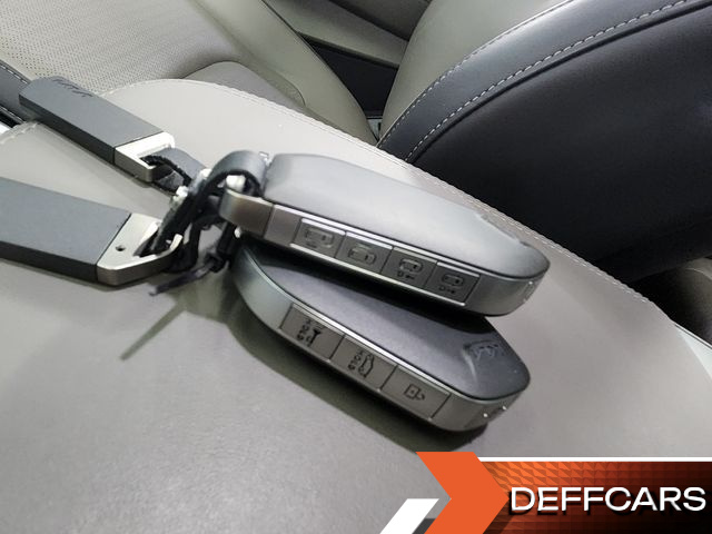 Kia CARNIVAL HEV 9seater Signature купить на сайте DeffCars