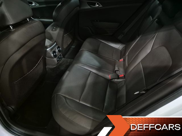 Kia STINGER 2.2 Diesel 2WD Prime купить на сайте DeffCars