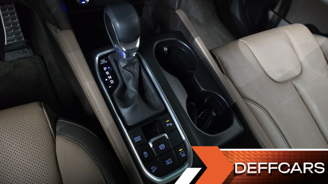 Hyundai SANTAFE Diesel 2,0 4WD Prestige купить на сайте DeffCars