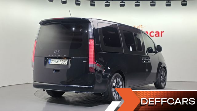 Hyundai STARIA 4WD Lounge 9-Seater Inspiration купить на сайте DeffCars