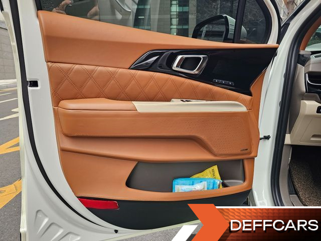 Kia CARNIVAL HEV 9-Seater Hi-Limousine (Special vehicle) купить на сайте DeffCars