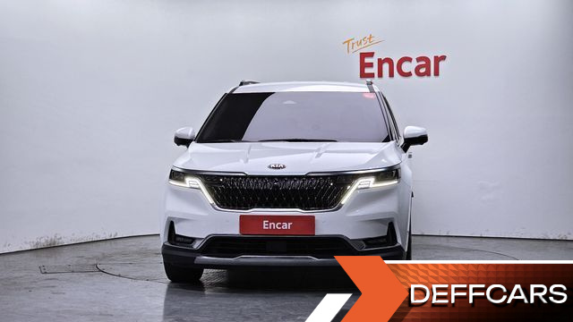 Kia CARNIVAL 9-Seater Signature купить на сайте DeffCars