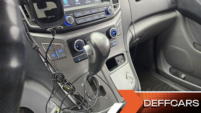 Hyundai STAREX Wagon 12-Seater Modern купить на сайте DeffCars