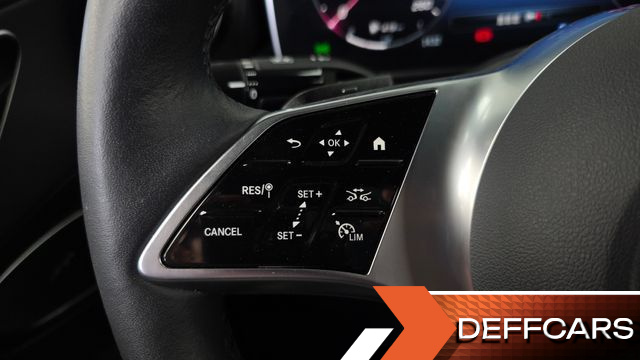 Mercedes C-CLASS C300 4MATIC Avantgarde купить на сайте DeffCars