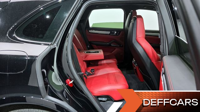 Porsche CAYENNE 3.0 купить на сайте DeffCars