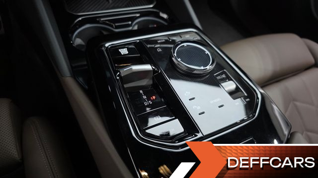 BMW 5-SERIES 520i M Sport купить на сайте DeffCars