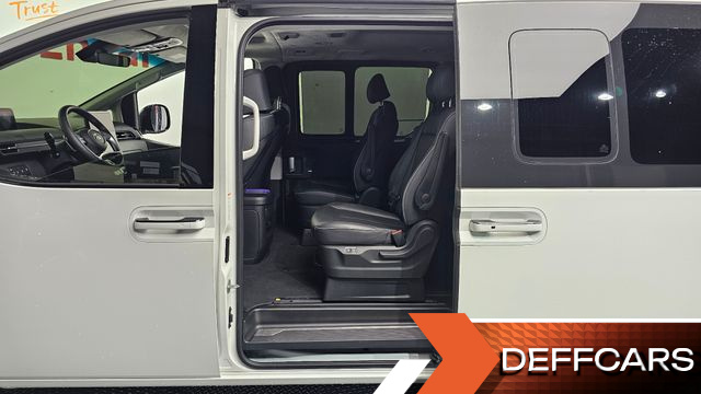 Hyundai STARIA 4WD Lounge 9-Seater Inspiration купить на сайте DeffCars